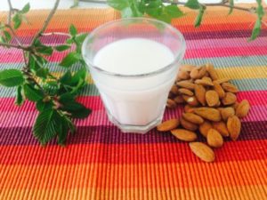 hjemmelavet mandelmælk
